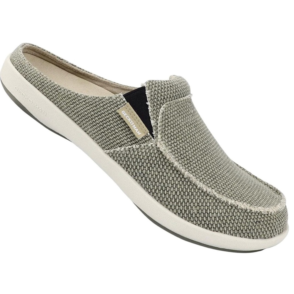 Gecko Man walk hero size 9 men’s new in box